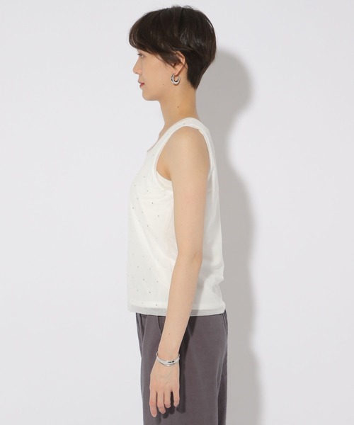 Elura(エルーラ)の「スタッズタンクトップ/323314(タンクトップ・レディース・ライトグレー/ライトブルー/ホワイト/ブラウン・FREE)」の14枚目の写真