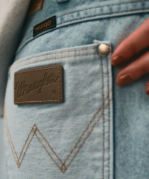 PUBLIC TOKYO（パブリックトウキョウ）の「SWITCHNARROW JEANSKIRT（デニムスカート・レディース・ライトブルー/ブルー・1/2）」の8枚目の写真