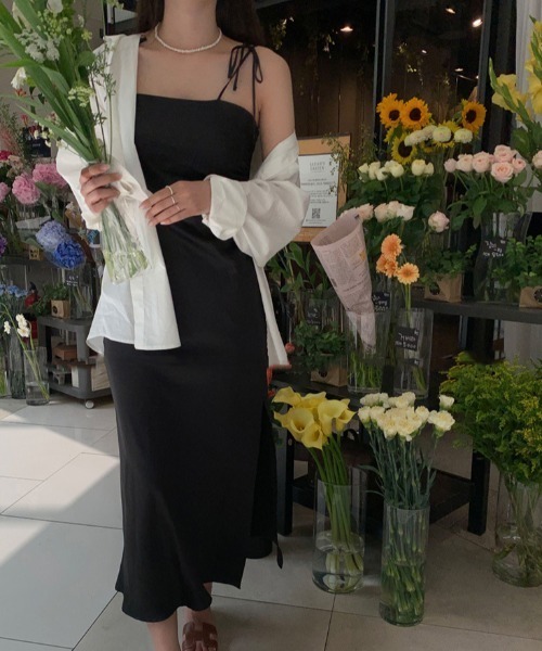 YUGA(ユーガ)の「YUGA_YGMC Ribbon camisole dress(ワンピース・レディース・ブラック/オフホワイト・M/S)」の16枚目の写真