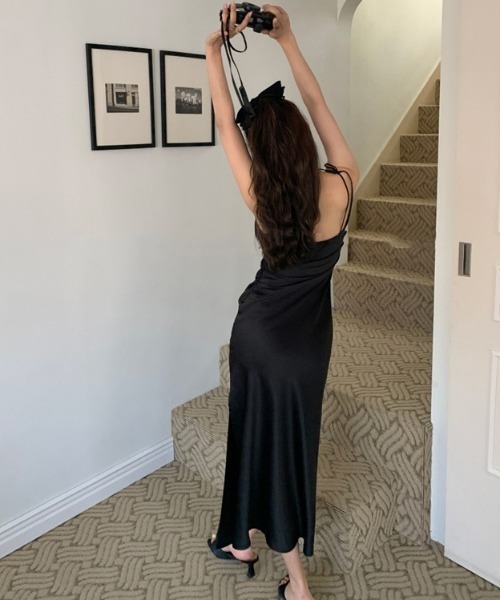 YUGA(ユーガ)の「YUGA_YGMC Ribbon camisole dress(ワンピース・レディース・ブラック/オフホワイト・M/S)」の18枚目の写真