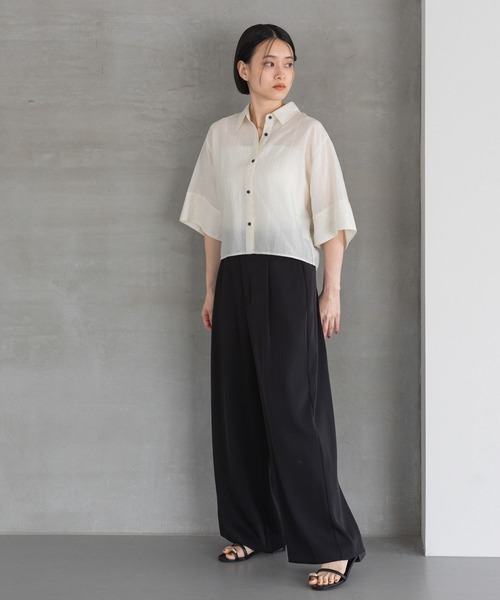 A part by（アパートバイ）の「【Sサイズ展開・洗える】イージーストレートパンツ（スラックス・レディース・ブラウン/ベージュ/ブラック/アイボリー・SMALL/MEDIUM）」の16枚目の写真