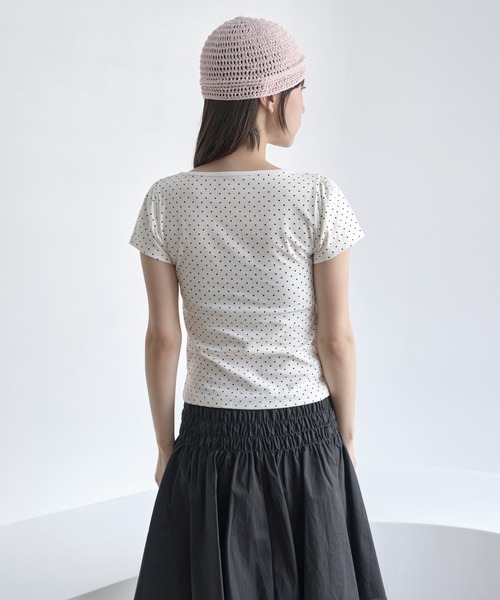 UNE MANSION（ユヌマンション）の「【UNE ORIGINAL】ラブリーくるくるストリングショルダーパフフロントリボンドットパターンTシャツカットソー（Tシャツ/カットソー・レディース・グレー/ブラック/ホワイト・MEDIUM/SMALL）」の19枚目の写真