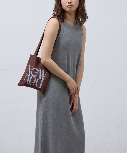 COLONY 2139(コロニートゥーワンスリーナイン)の「WEB限定/ワッフルアメスリロングワンピース(ワンピース・レディース・ブラック/グレー/ライトグレー・FREE)」の14枚目の写真