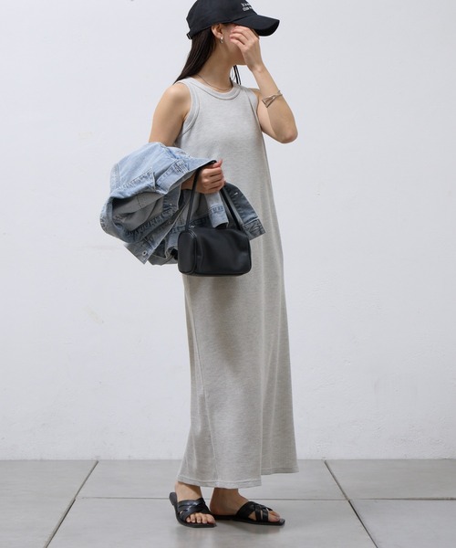 COLONY 2139(コロニートゥーワンスリーナイン)の「WEB限定/ワッフルアメスリロングワンピース(ワンピース・レディース・ブラック/グレー/ライトグレー・FREE)」の9枚目の写真