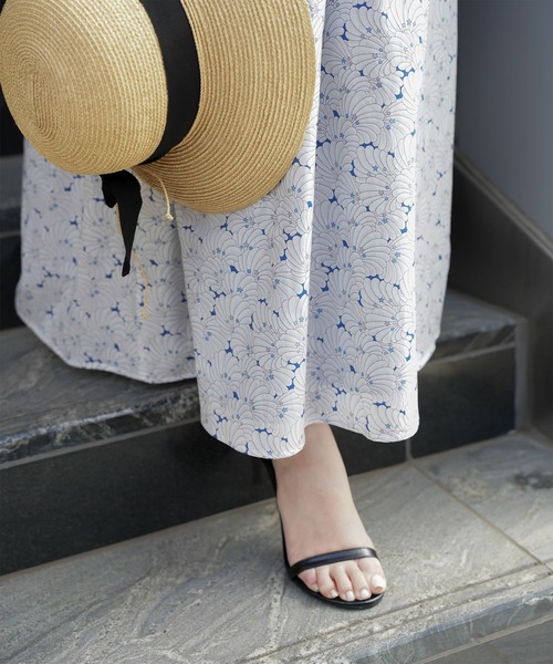 HUIT bouquet(ユイット)の「ショルダーリボン ワンピース Made with Liberty Fabric HUIT(ワンピース・レディース・ブルー系その他2/ブルー系その他・M/S)」の10枚目の写真