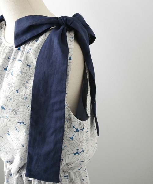 HUIT bouquet(ユイット)の「ショルダーリボン ワンピース Made with Liberty Fabric HUIT(ワンピース・レディース・ブルー系その他2/ブルー系その他・M/S)」の17枚目の写真