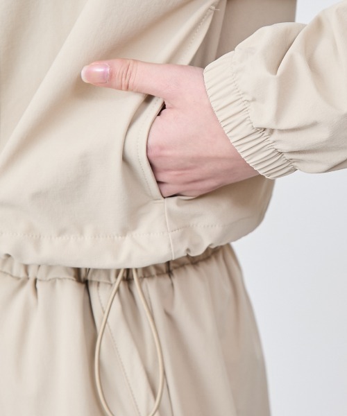 NERGY（ナージー）の「ナージー NERGY ALPENラッシュパーカー（パーカー・レディース・チャコールグレー/ベージュ・M/L）」の10枚目の写真