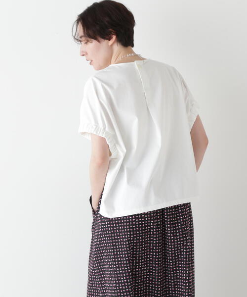 human woman（ヒューマンウーマン）の「◆ハイゲージプレーティング天竺プルオーバー（Tシャツ/カットソー・レディース・ホワイト/ブルー・MEDIUM）」の9枚目の写真