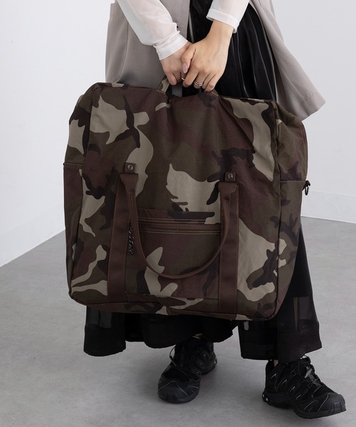 cache cache（カシュ カシュ）の「【cache cache】パッカブルナイロンボストン 大容量 旅行バッグ（ボストンバッグ・レディース・その他2/ベージュ/マルチ/ブラック/レオパード/グレー・FREE）」の8枚目の写真