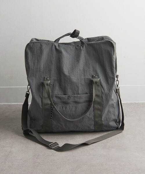 cache cache（カシュ カシュ）の「【cache cache】パッカブルナイロンボストン 大容量 旅行バッグ（ボストンバッグ・レディース・その他2/ベージュ/マルチ/ブラック/レオパード/グレー・FREE）」の7枚目の写真