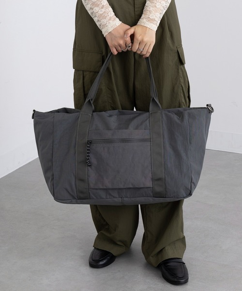 cache cache（カシュ カシュ）の「【cache cache】パッカブルナイロンボストン 大容量 旅行バッグ（ボストンバッグ・レディース・その他2/ベージュ/マルチ/ブラック/レオパード/グレー・FREE）」の22枚目の写真