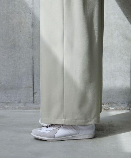 ANEDIST(アンディスト)の「ボックスタックワイドストレートパンツ(スラックス・メンズ・グリーン/ベージュ/ブラック・M/L)」の18枚目の写真