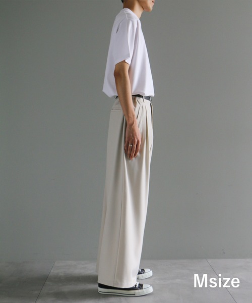 ANEDIST(アンディスト)の「ボックスタックワイドストレートパンツ(スラックス・メンズ・グリーン/ベージュ/ブラック・M/L)」の6枚目の写真