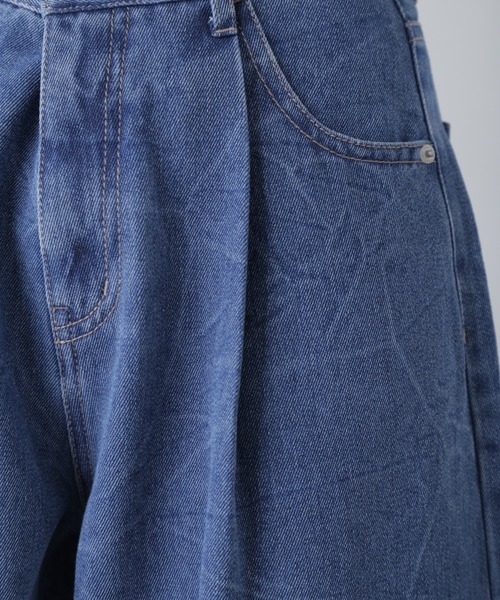 FREE'S MART（フリーズマート）の「◆クリンクル加工タックワイドデニム（その他パンツ・レディース・ダークネイビー/ブルー系その他5・SMALL/MEDIUM）」の3枚目の写真