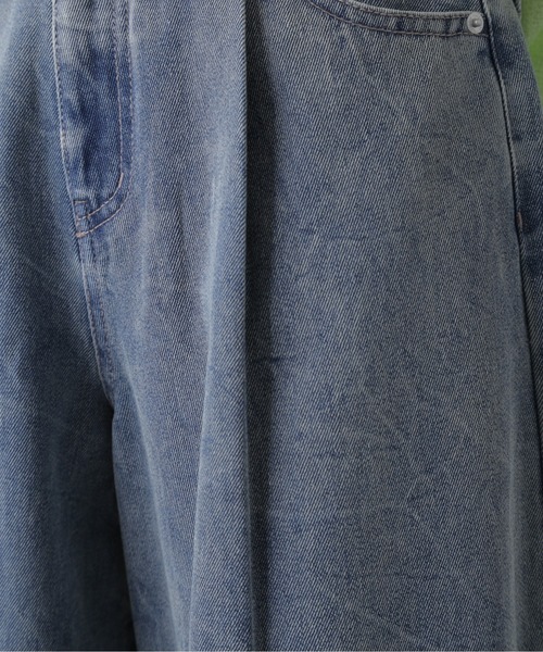 FREE'S MART（フリーズマート）の「◆クリンクル加工タックワイドデニム（その他パンツ・レディース・ダークネイビー/ブルー系その他5・SMALL/MEDIUM）」の6枚目の写真