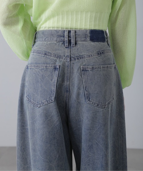 FREE'S MART（フリーズマート）の「◆クリンクル加工タックワイドデニム（その他パンツ・レディース・ダークネイビー/ブルー系その他5・SMALL/MEDIUM）」の22枚目の写真