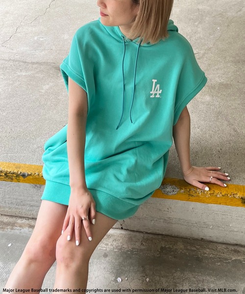 BACK TO THE FIELD（バック トゥー ザ フィールド）の「【MLB】フォトアートBIGパーカー（パーカー・レディース・グレー/ブラック/グリーン・FREE）」の13枚目の写真