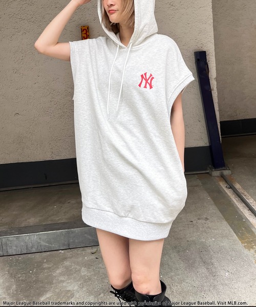 BACK TO THE FIELD（バック トゥー ザ フィールド）の「【MLB】フォトアートBIGパーカー（パーカー・レディース・グレー/ブラック/グリーン・FREE）」の18枚目の写真