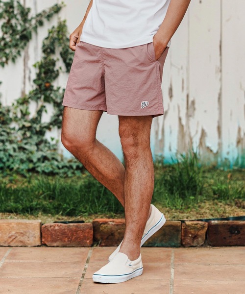 1minute 1second(ワンミニットワンセカンド)の「mp13521-heart patch shrink nylon swim shorts ナイロンショートパンツ(その他パンツ・メンズ・ブルー系その他/ブラック×ホワイト/ローズ/ブラック×ピンク・S/M/L/XL)」の1枚目の写真