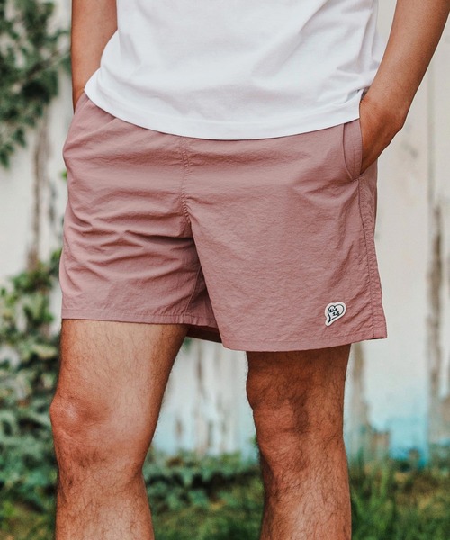 1minute 1second(ワンミニットワンセカンド)の「mp13521-heart patch shrink nylon swim shorts ナイロンショートパンツ(その他パンツ・メンズ・ブルー系その他/ブラック×ホワイト/ローズ/ブラック×ピンク・S/M/L/XL)」の9枚目の写真