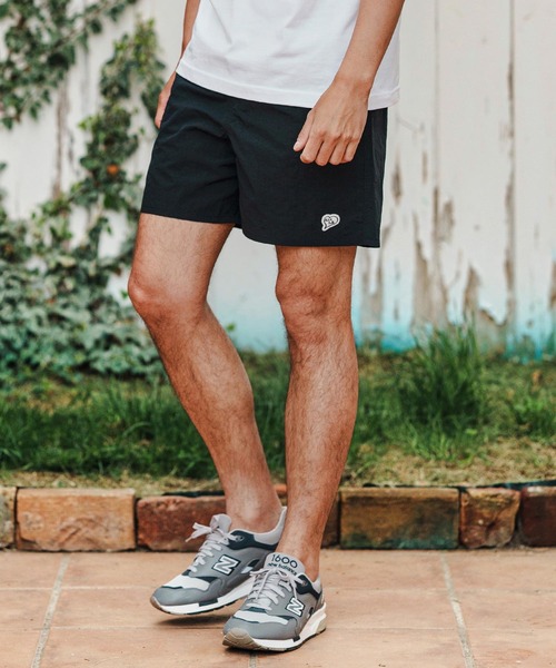 1minute 1second(ワンミニットワンセカンド)の「mp13521-heart patch shrink nylon swim shorts ナイロンショートパンツ(その他パンツ・メンズ・ブルー系その他/ブラック×ホワイト/ローズ/ブラック×ピンク・S/M/L/XL)」の15枚目の写真