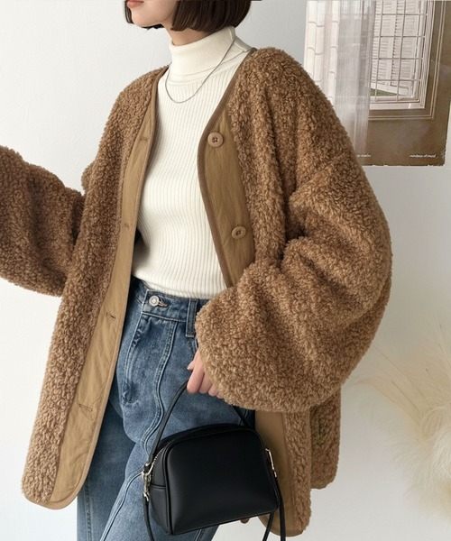 Java(ジャバ)の「《JaVaジャバコラボ》オーバーサイズがトレンド!異素材切り替え配色ボアジャケット♪ アウター(ブルゾン・レディース・ブラック/アイボリー/カーキ/ベージュ・LARGE/MEDIUM/SMALL/X-LARGE)」の3枚目の写真