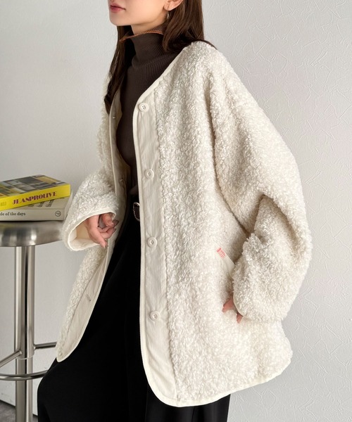 Java(ジャバ)の「《JaVaジャバコラボ》オーバーサイズがトレンド!異素材切り替え配色ボアジャケット♪ アウター(ブルゾン・レディース・ブラック/アイボリー/カーキ/ベージュ・LARGE/MEDIUM/SMALL/X-LARGE)」の20枚目の写真