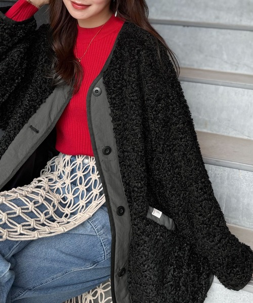 Java(ジャバ)の「《JaVaジャバコラボ》オーバーサイズがトレンド!異素材切り替え配色ボアジャケット♪ アウター(ブルゾン・レディース・ブラック/アイボリー/カーキ/ベージュ・LARGE/MEDIUM/SMALL/X-LARGE)」の13枚目の写真