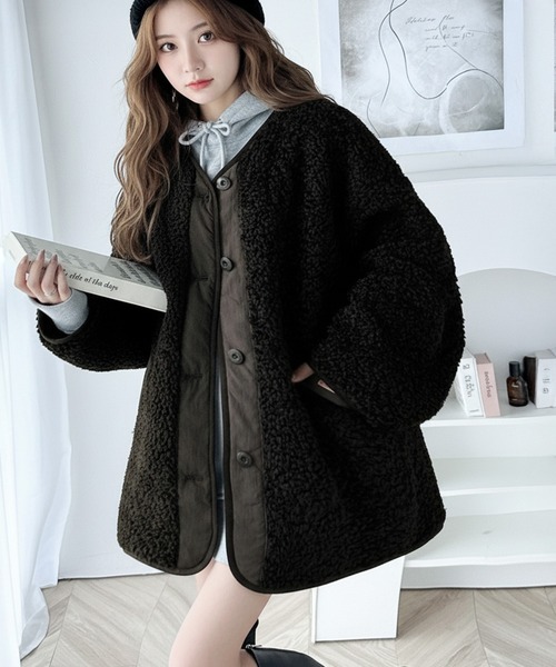 Java(ジャバ)の「《JaVaジャバコラボ》オーバーサイズがトレンド!異素材切り替え配色ボアジャケット♪ アウター(ブルゾン・レディース・ブラック/アイボリー/カーキ/ベージュ・LARGE/MEDIUM/SMALL/X-LARGE)」の17枚目の写真