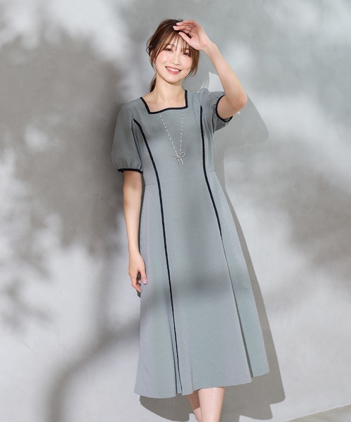 [新品タグ付] ローズティアラ　チェック ワンピース 42XL(LL)未使用 セール】【イージケア/吸水速乾/手洗いOK】ボリューム袖チェック