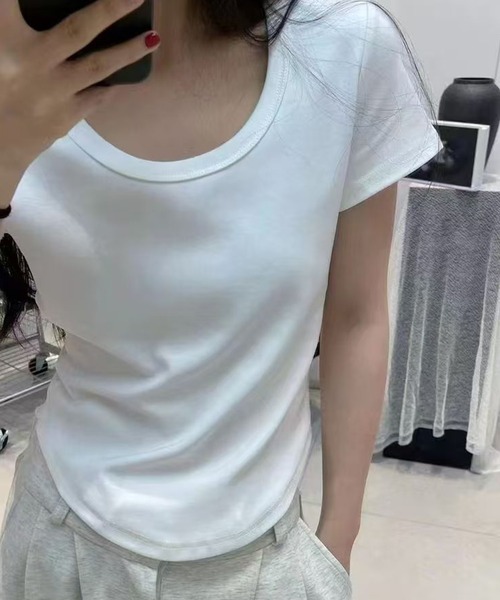 Lace Ladies(レースレディース)の「ラウンドネック ベーシック 半袖 Tシャツ トップス(Tシャツ/カットソー・レディース・パープル/ホワイト/ピンク/アイボリー/ブラック/ブルー/グレー・FREE)」の2枚目の写真