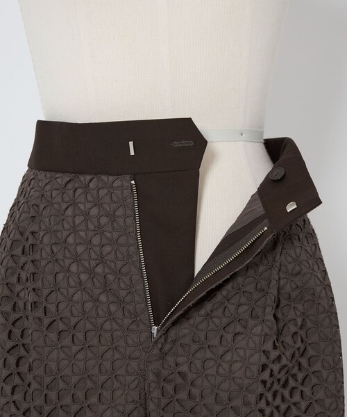 セール】＜conte＞エンブロイダリー レース タックパンツ（その他  