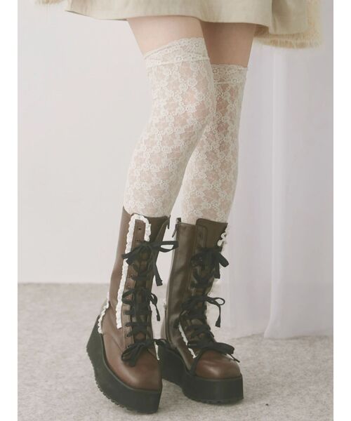merry jenny（メリージェニー）の「ribbonレースアップブーツ（ブーツ・レディース・ブラウン/ブラック・MEDIUM/LARGE）」の17枚目の写真