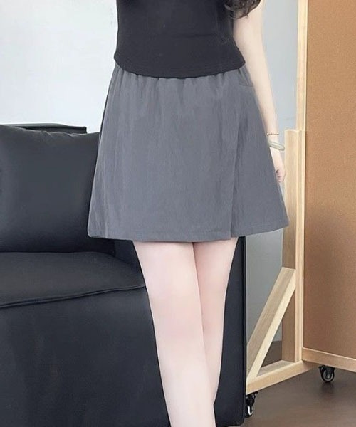 gossip!ロサンゼルス(ゴシップロサンゼルス)の「ラップデザイン スコート風ショートパンツ(スカート・レディース・グレー/オフホワイト/ブラック・M/L)」の8枚目の写真
