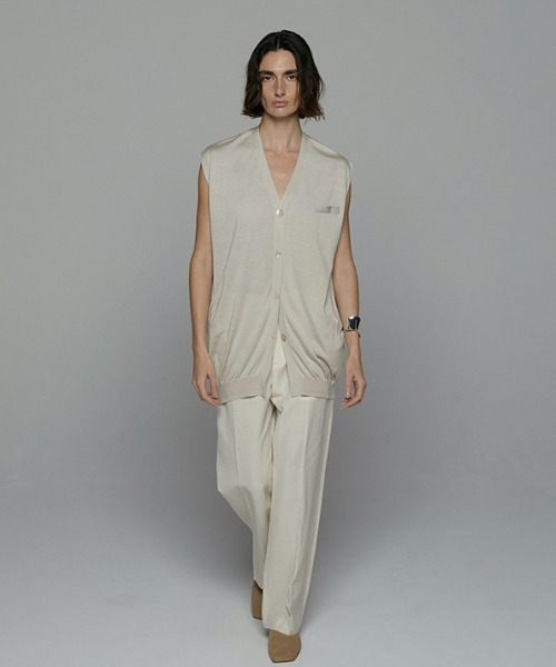 ETRE TOKYO（エトレトウキョウ）の「SANTEシルクVネックニットベスト（ベスト・レディース・ピンク/ベージュ/ネイビー・FREE）」の8枚目の写真