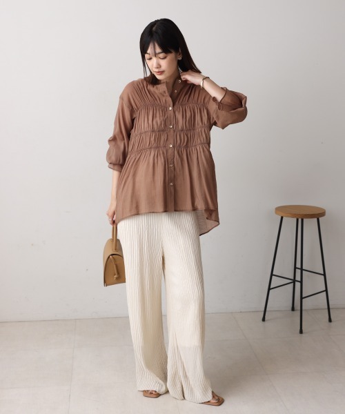 Bou Jeloud（ブージュルード）の「シアーギャザーブラウス（シャツ/ブラウス・レディース・ブルー/ブラック/ブラウン/オフホワイト・FREE）」の21枚目の写真