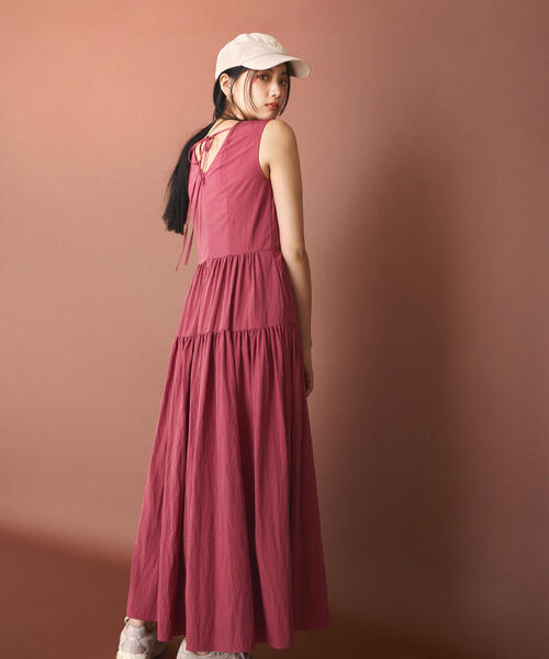 PROPORTION BODY DRESSING(プロポーションボディドレッシング)の「バックリボンティアードワンピース / 1215240610(ワンピース・レディース・ブラック/ホワイト系その他/ピンク・MEDIUM/P/S)」の1枚目の写真