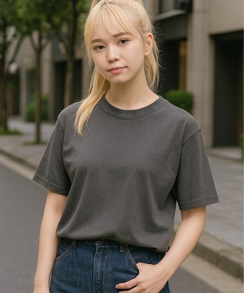 NEWTRAL PRODUCTS(ニュートラルプロダクツ)の「【NEWTRAL/ニュートラル】5.6oz半袖無地T(Tシャツ/カットソー・レディース・ライトアッシュグレー/スモークピンク/ブラック/サックスブルー/White/チャコールグレー/ダークグリーン/杢グレー/ネイビー/ロイヤルブルー/Beige/レッド・MEDIUM/SMALL/X-LARGE/LARGE)」の4枚目の写真