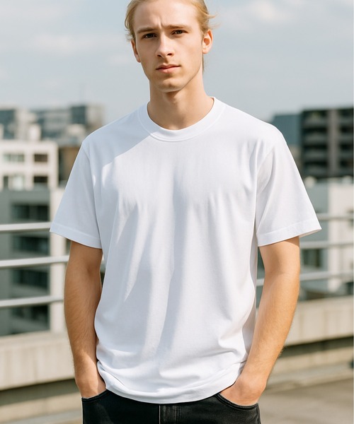 NEWTRAL PRODUCTS(ニュートラルプロダクツ)の「【NEWTRAL/ニュートラル】5.6oz半袖無地T(Tシャツ/カットソー・レディース・ライトアッシュグレー/スモークピンク/ブラック/サックスブルー/White/チャコールグレー/ダークグリーン/杢グレー/ネイビー/ロイヤルブルー/Beige/レッド・MEDIUM/SMALL/X-LARGE/LARGE)」の2枚目の写真