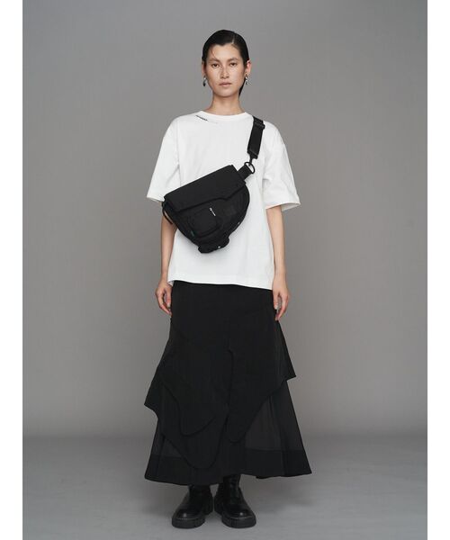 UN3D.（アンスリード）の「MILITARY GAS BAG / ミリタリーガスバッグ（ショルダーバッグ・レディース・ブラック/カーキ・FREE）」の5枚目の写真