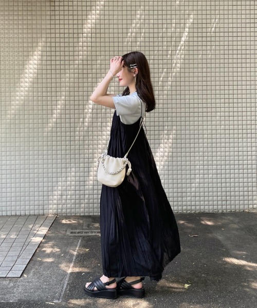 hinari（ヒナリ）の「ワッシャーティアードキャミワンピース