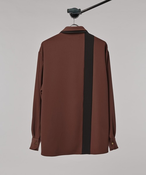 CULLNI（クルニ）の「【CULLNI/クルニ】 レイヤードカラー比翼シャツ（シャツ/ブラウス・メンズ・ブラック/ブラウン/ダークグレー・1/2）」の4枚目の写真