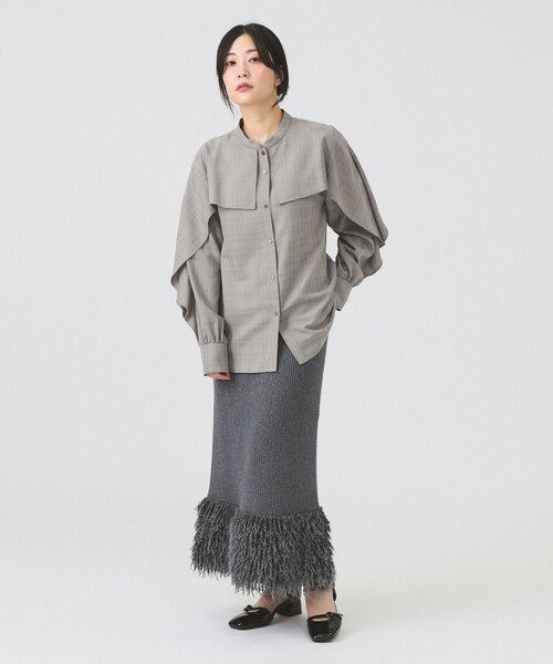 Ray BEAMS（レイビームス）の「RBS / バンドカラーケープ ブラウス（シャツ/ブラウス・レディース・ホワイト/ライトグレー・ONE SIZE）」の4枚目の写真