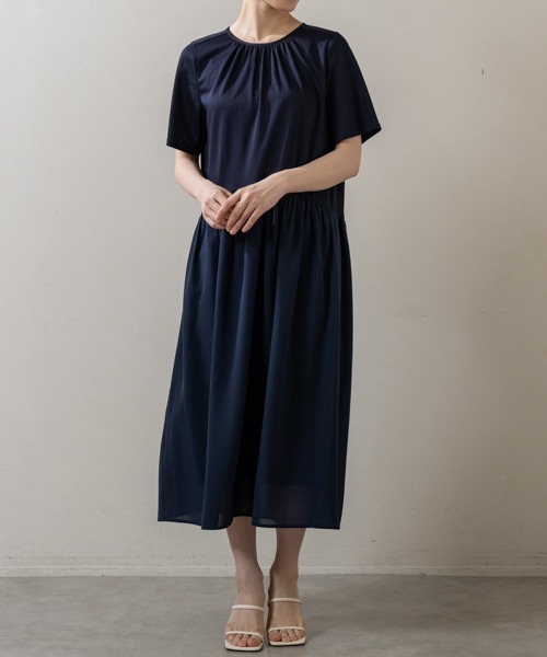 Sono(ソーノ)の「【新作5/8発売】ご自宅でお洗濯可能/UVカット/ストレッチ/接触冷感【SONO/ソーノ】エッセンシャルコットンTeeワンピース(ワンピース・レディース・ネイビー/ブラック・F)」の10枚目の写真