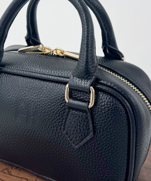 fredy emue（フレディエミュ）の「FRミニレザーボストンバッグ（ショルダーバッグ・レディース・ブラック/キャメル・FREE）」の12枚目の写真