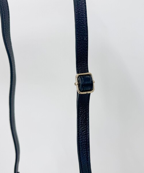 fredy emue（フレディエミュ）の「FRミニレザーボストンバッグ（ショルダーバッグ・レディース・ブラック/キャメル・FREE）」の17枚目の写真