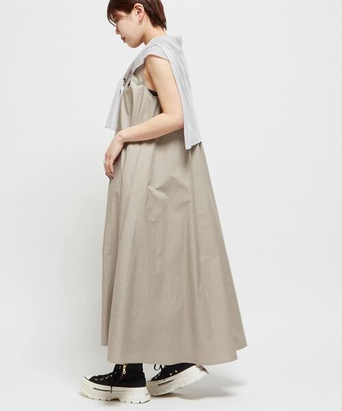 CONVERSE TOKYO（コンバーストウキョウ）の「SLEEVELESS GATHERED VOLUME DRESS（ワンピース・レディース・チャコールグレー/ベージュ/ピンク・FREE）」の9枚目の写真
