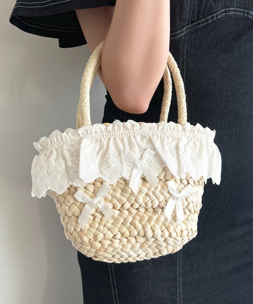 apres jour(アプレジュール)の「【apres jour×ARIAZ】フリルリボンバスケット(かごバッグ・レディース・アイボリー・FREE)」の2枚目の写真