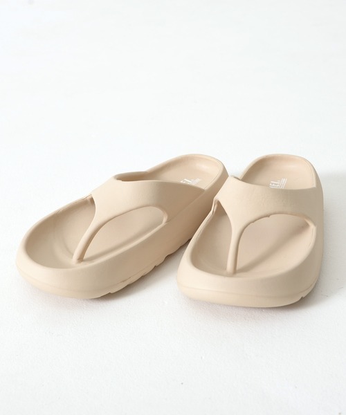MEI（メイ）の「【MEI メイ】TONG SANDAL トングサンダル / Lady’s（サンダル・レディース・ベージュ/ブラック・S/M/L）」の4枚目の写真