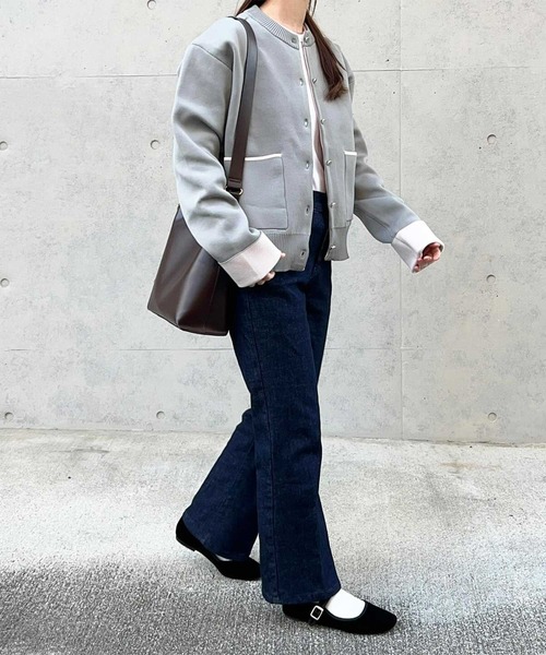 GeeRA（ジーラ）の「春の羽織りに！ゴールドボタン配色カラーニットカーディガン（カーディガン/ボレロ・レディース・チャコール/ベージュ/グレー系その他・SMALL/MEDIUM/LARGE/X-LARGE）」の17枚目の写真